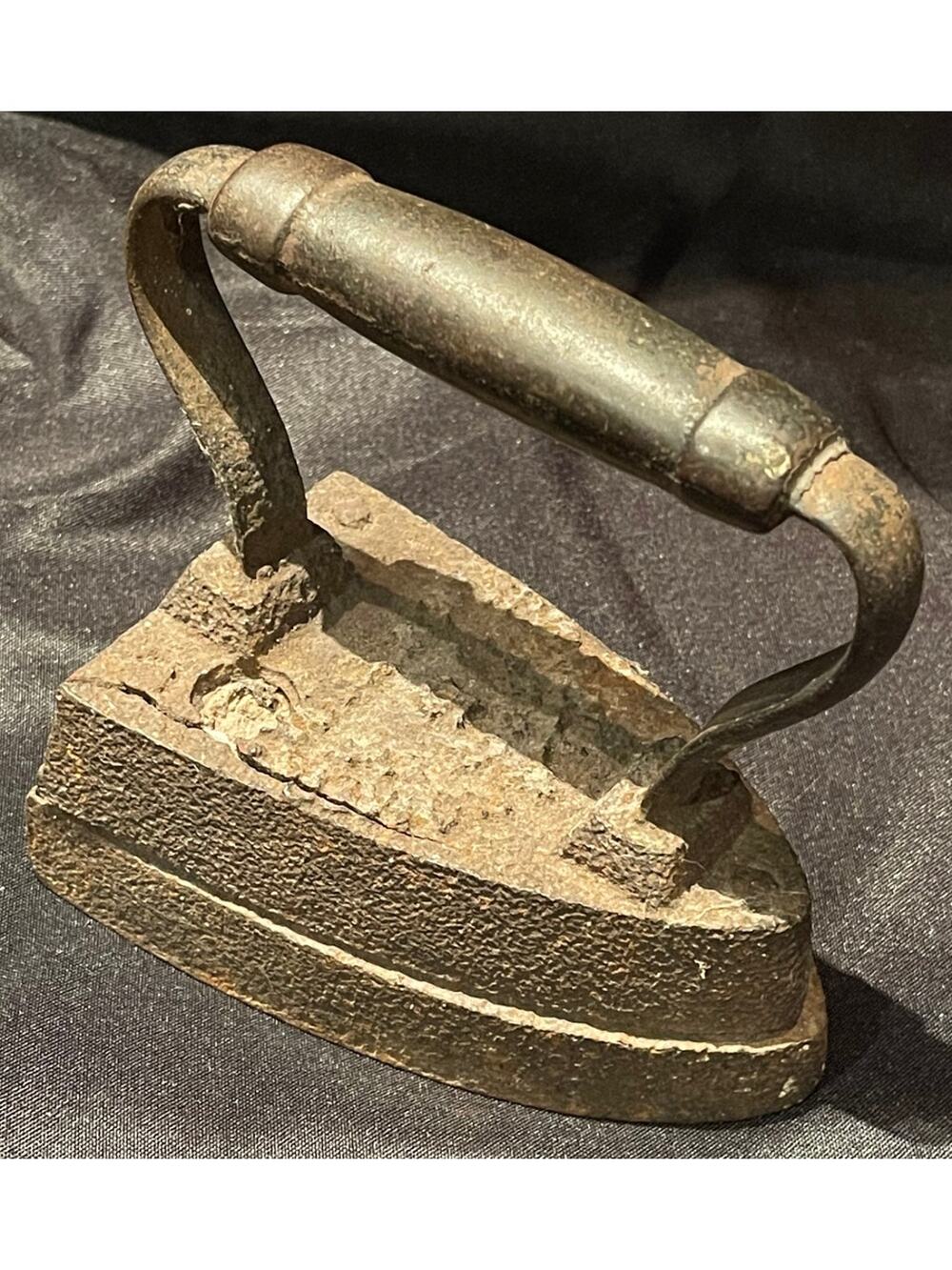 Antique Cast Iron Sad Iron - Cracked at Base